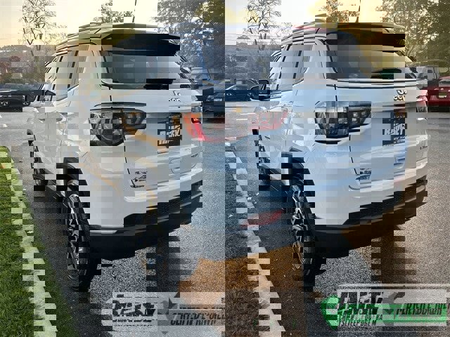 Certified 2022 Jeep Compass Limited image 6