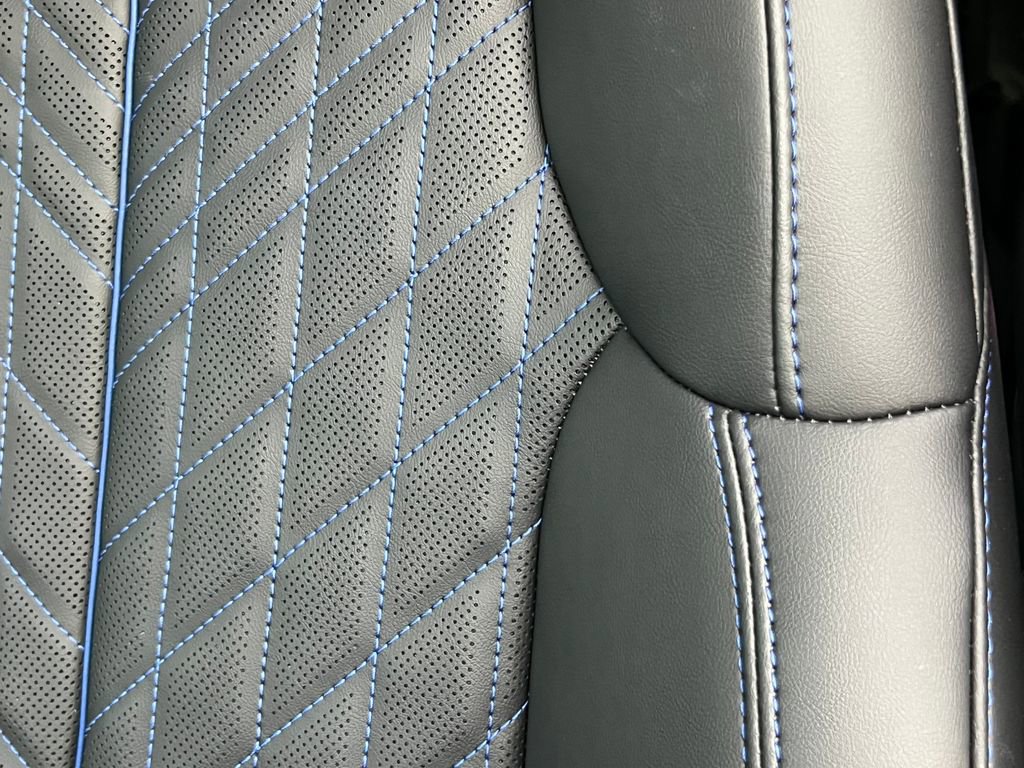 New 2026 Cadillac Escalade IQ Luxury 1 AWD/4WD image 13