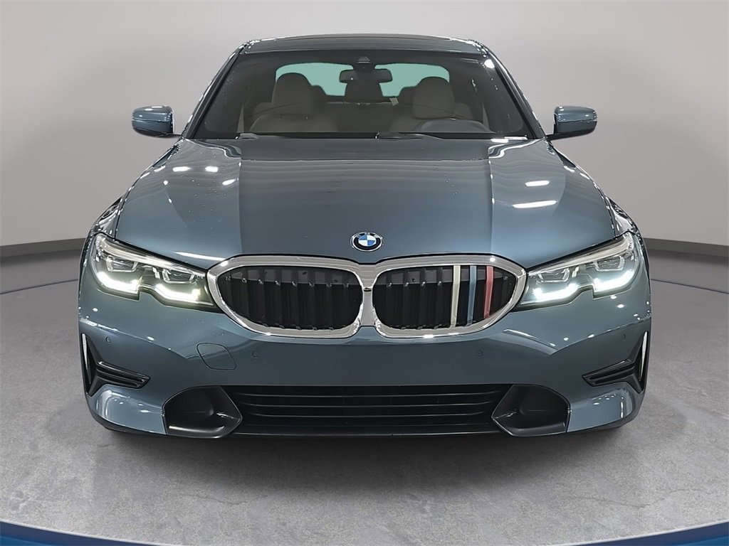 Certified 2021 BMW 330i Sedan w/ Convenience Package image 3