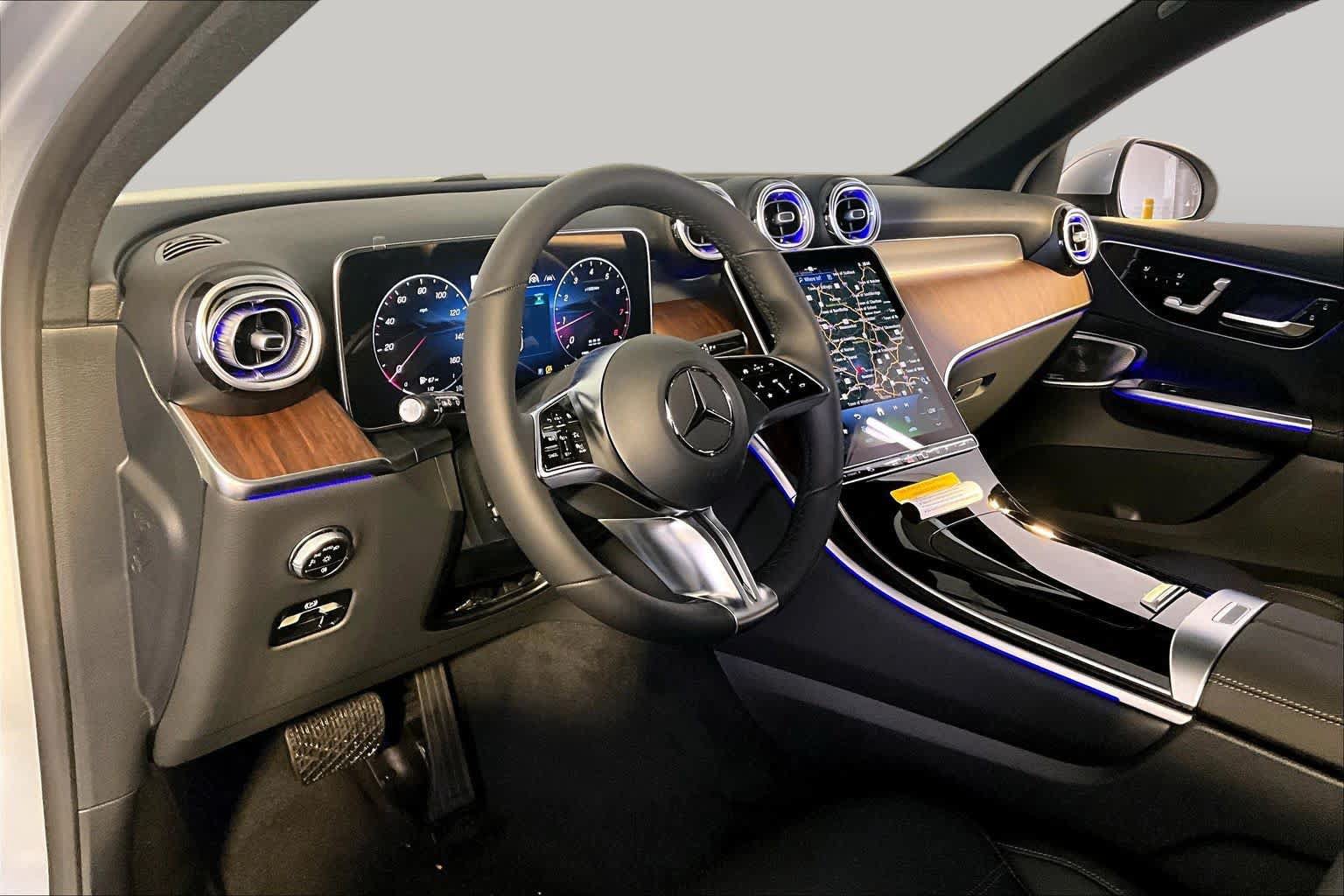 New 2027 Mercedes-Benz GLC 300 4MATIC image 9
