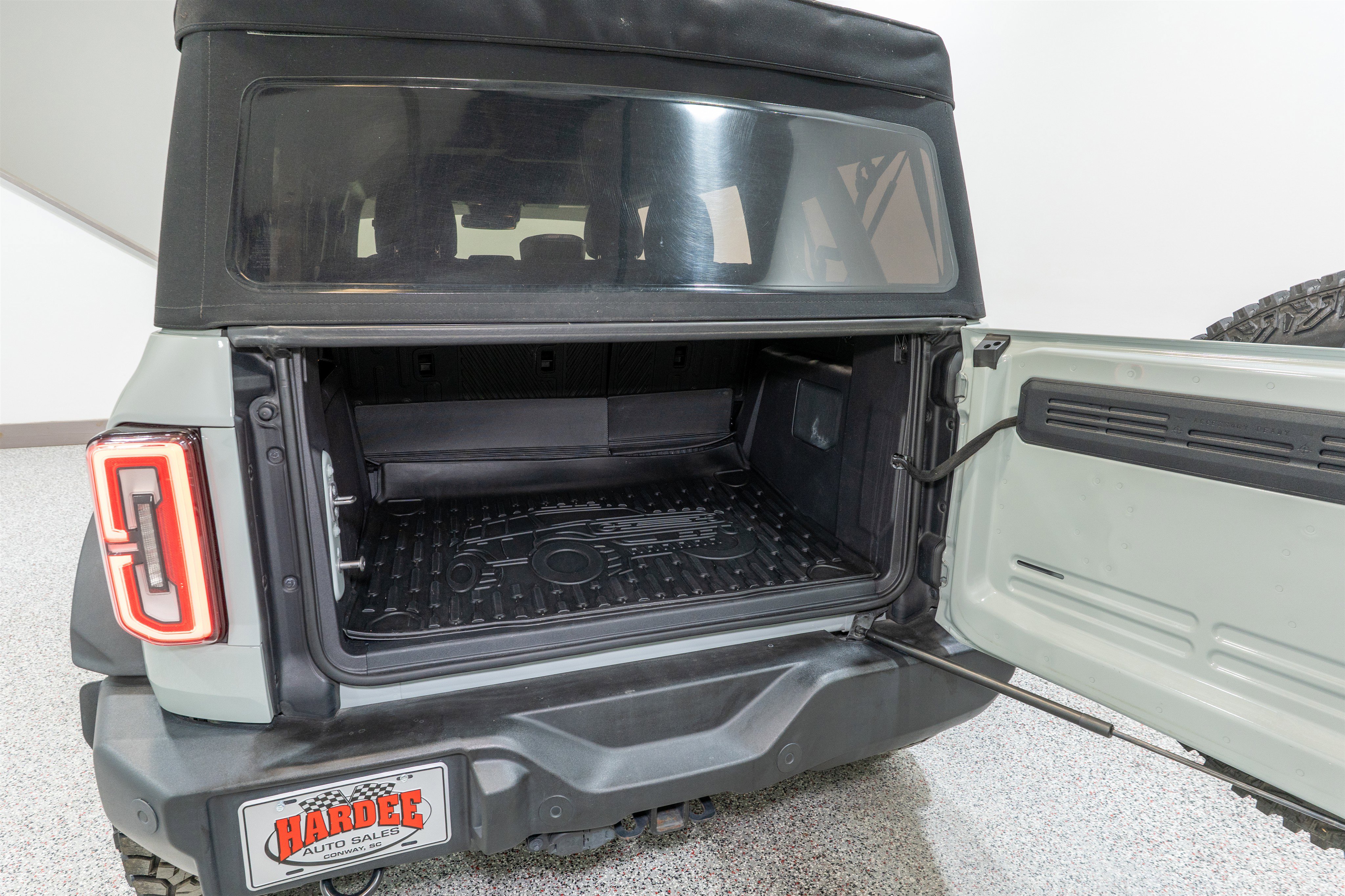 Used 2023 Ford Bronco Wildtrak image 35