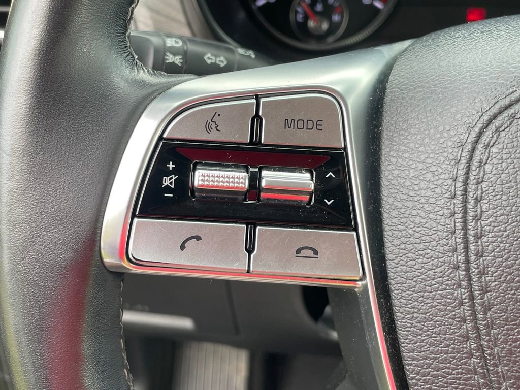 Used 2022 Kia Telluride EX w/ EX Premium Package image 16