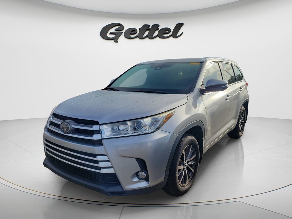 Used 2017 Toyota Highlander XLE
