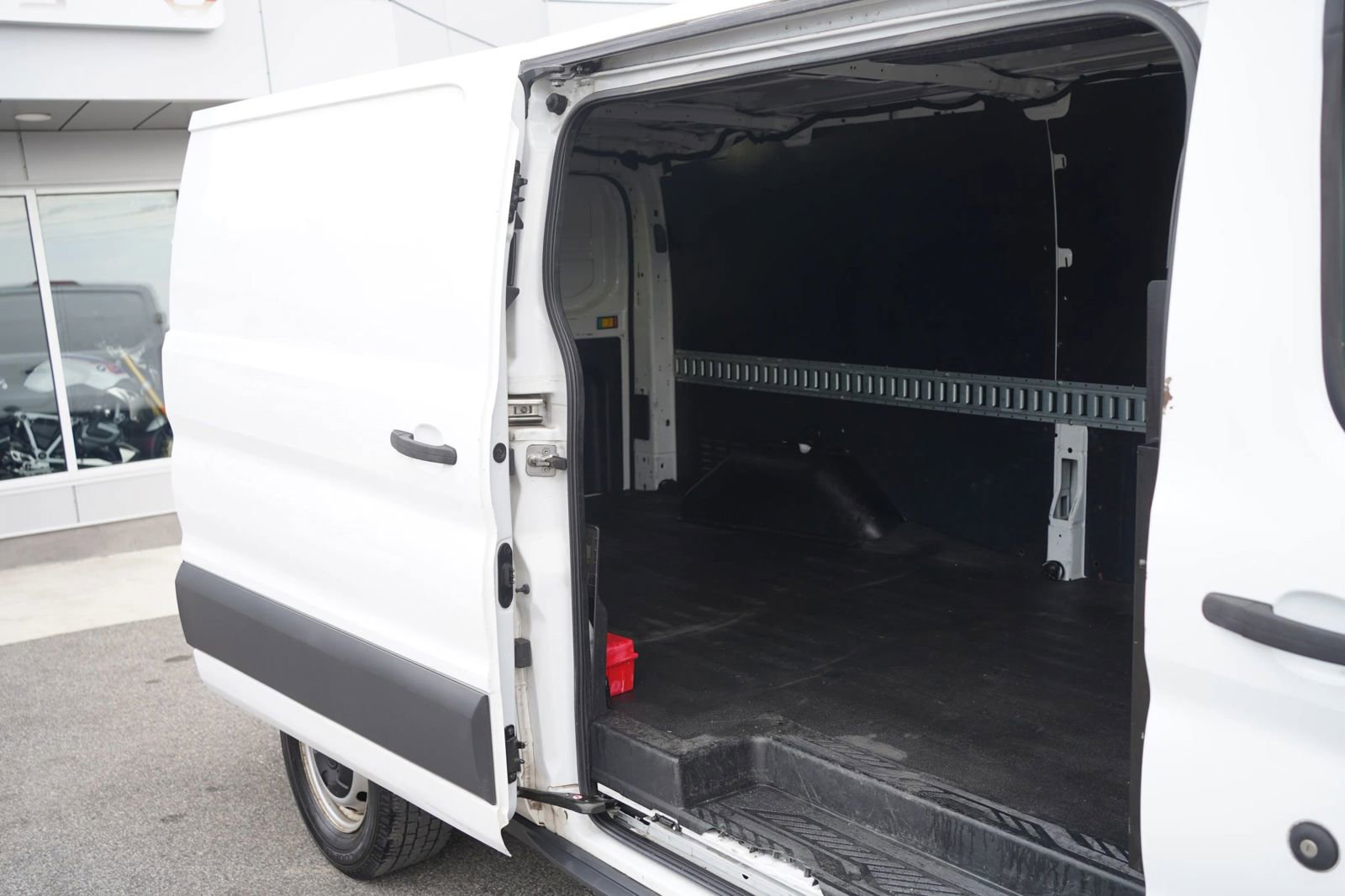 Used 2018 Ford Transit 350 148 Low Roof image 15