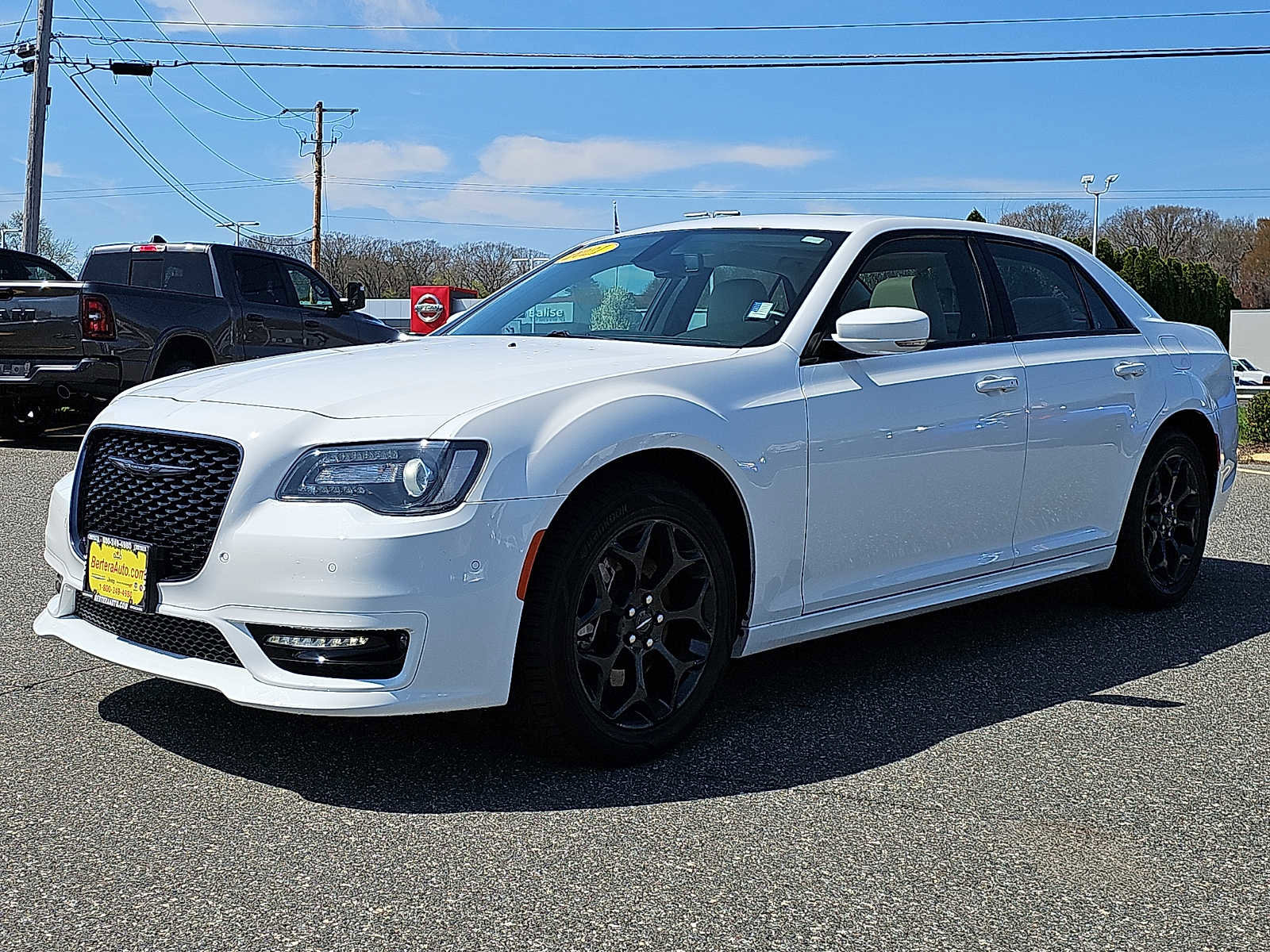 Used 2021 Chrysler 300 Touring L w/ Popular Equipment Group image 3