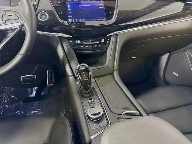 Used 2023 Cadillac XT6 Sport AWD/4WD image 25