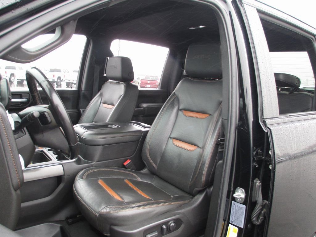 Used 2022 GMC Sierra 2500 AT4 w/ Gooseneck/5TH Wheel Package image 17