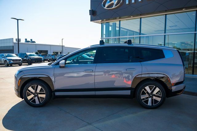 New 2026 Hyundai Ioniq 9 SEL image 2