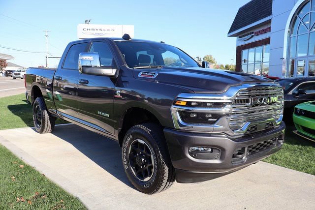 Used 2025 RAM 2500 Laramie image 4