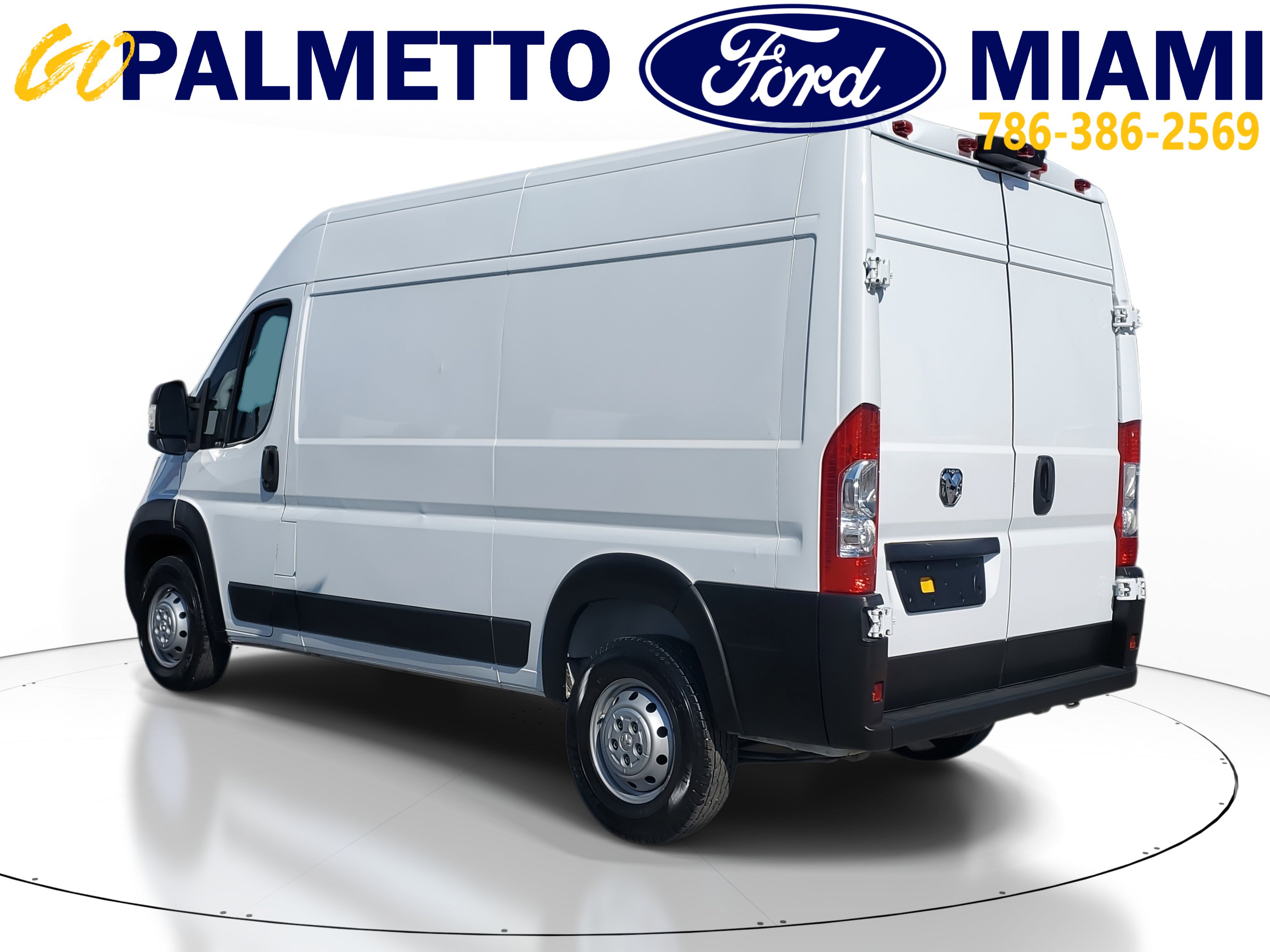 Used 2023 RAM ProMaster 2500 w/ Convenience Group image 4
