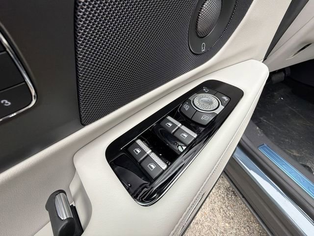 New 2026 Lincoln Nautilus Reserve AWD/4WD image 13