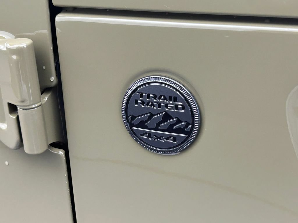 New 2026 Jeep Gladiator Willys AWD/4WD image 38