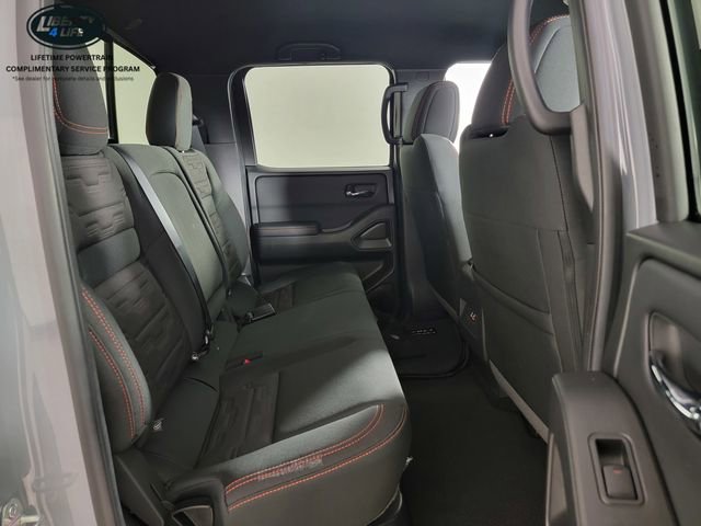 Used 2025 Nissan Frontier PRO-4X AWD/4WD image 18