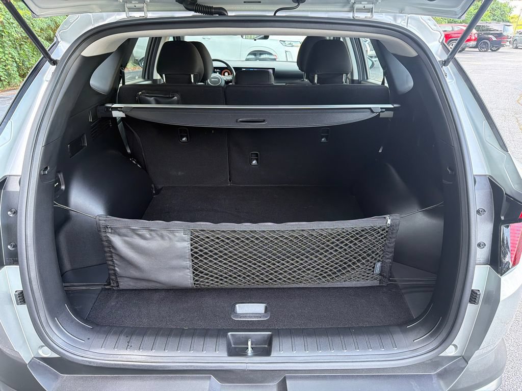 Used 2025 Hyundai Tucson SE FWD image 18