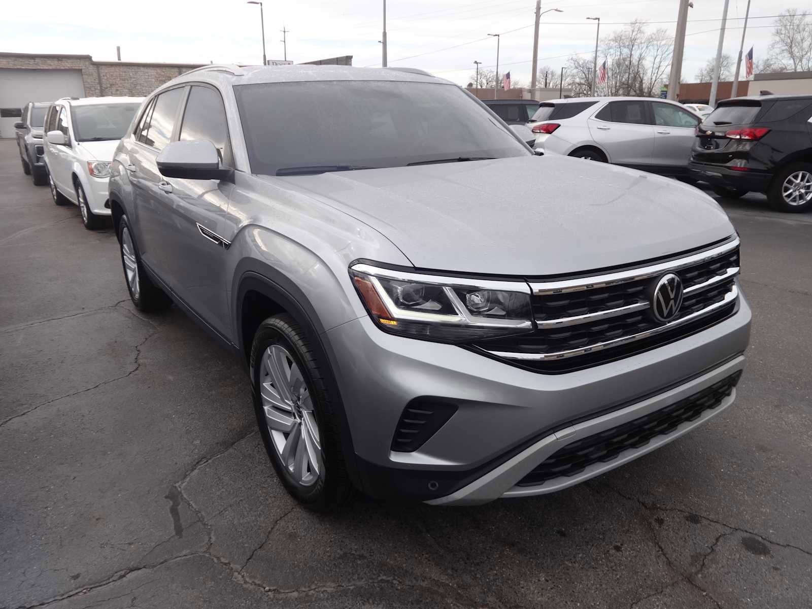 Used 2020 Volkswagen Atlas Cross Sport SE w/ Towing Package