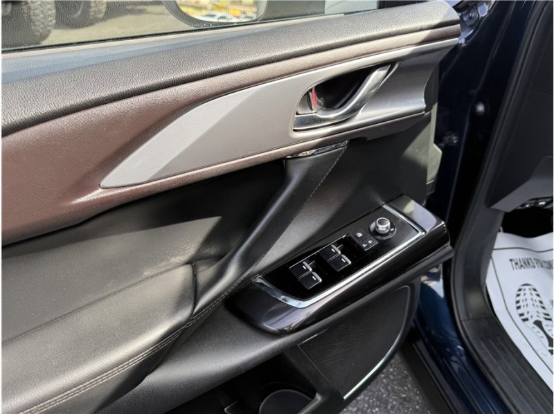 Used 2018 MAZDA CX-9 Grand Touring image 17