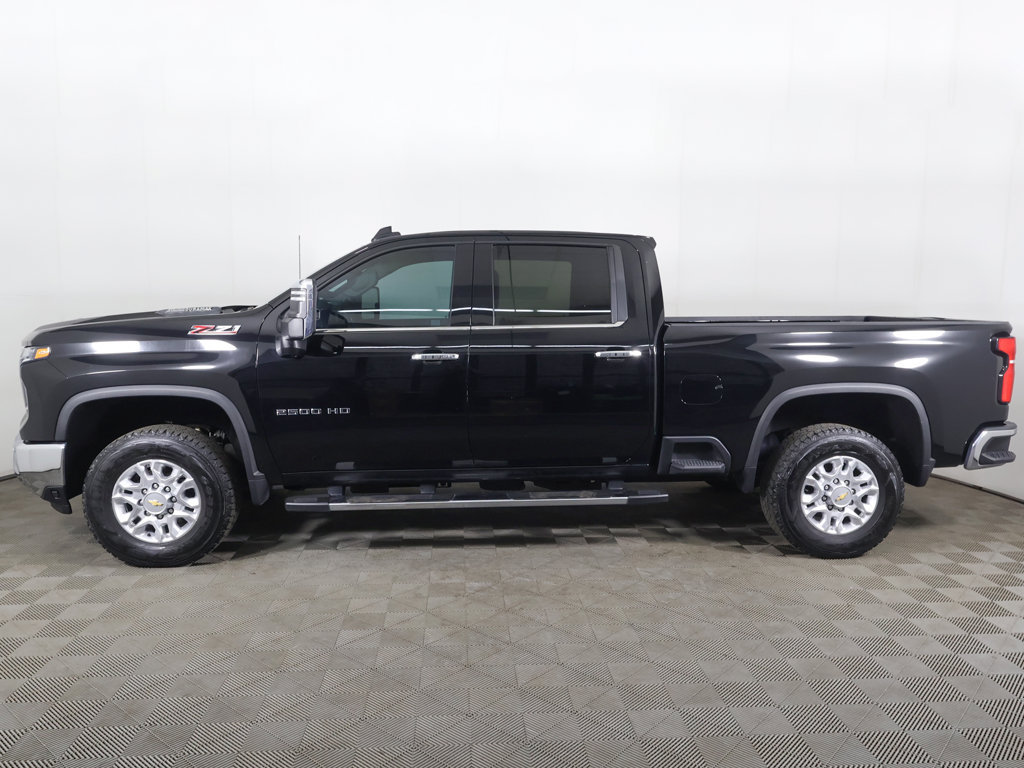 Used 2024 Chevrolet Silverado 2500 LTZ w/ LTZ Convenience Package AWD/4WD image 23