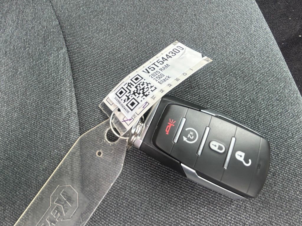 New 2025 RAM 2500 Big Horn image 39