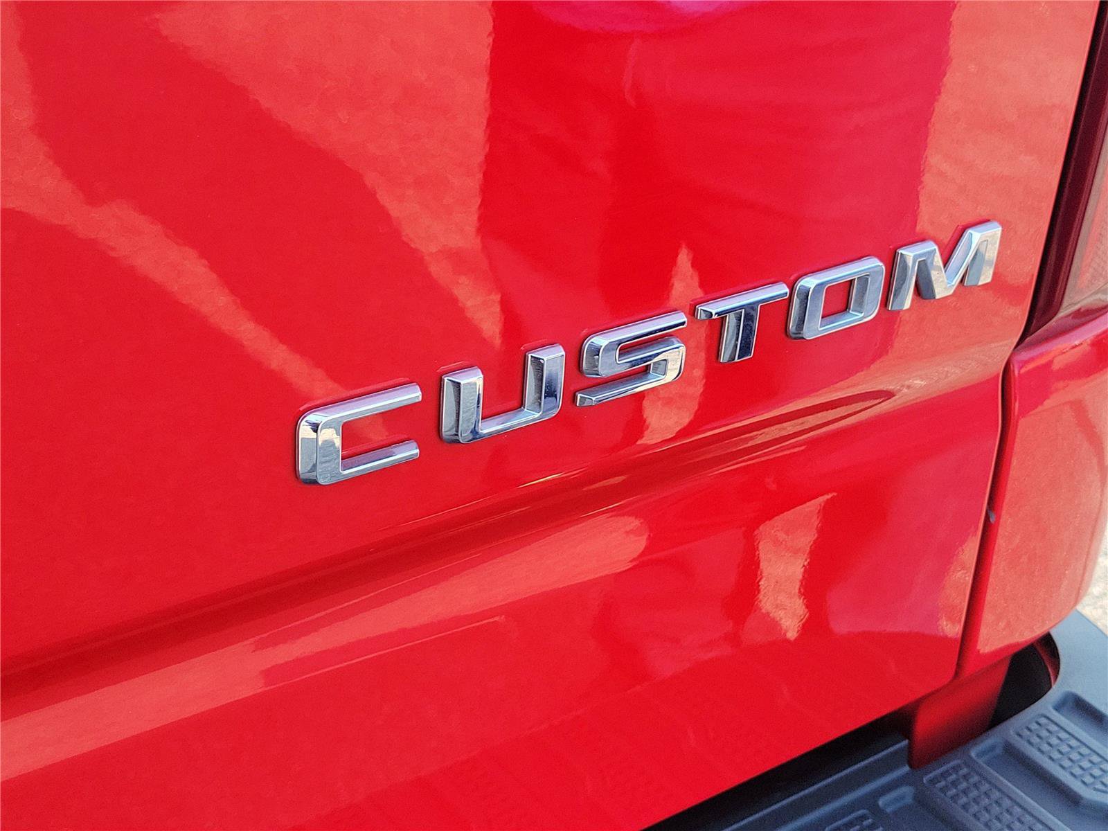 Used 2022 Chevrolet Silverado 1500 Custom AWD/4WD image 7