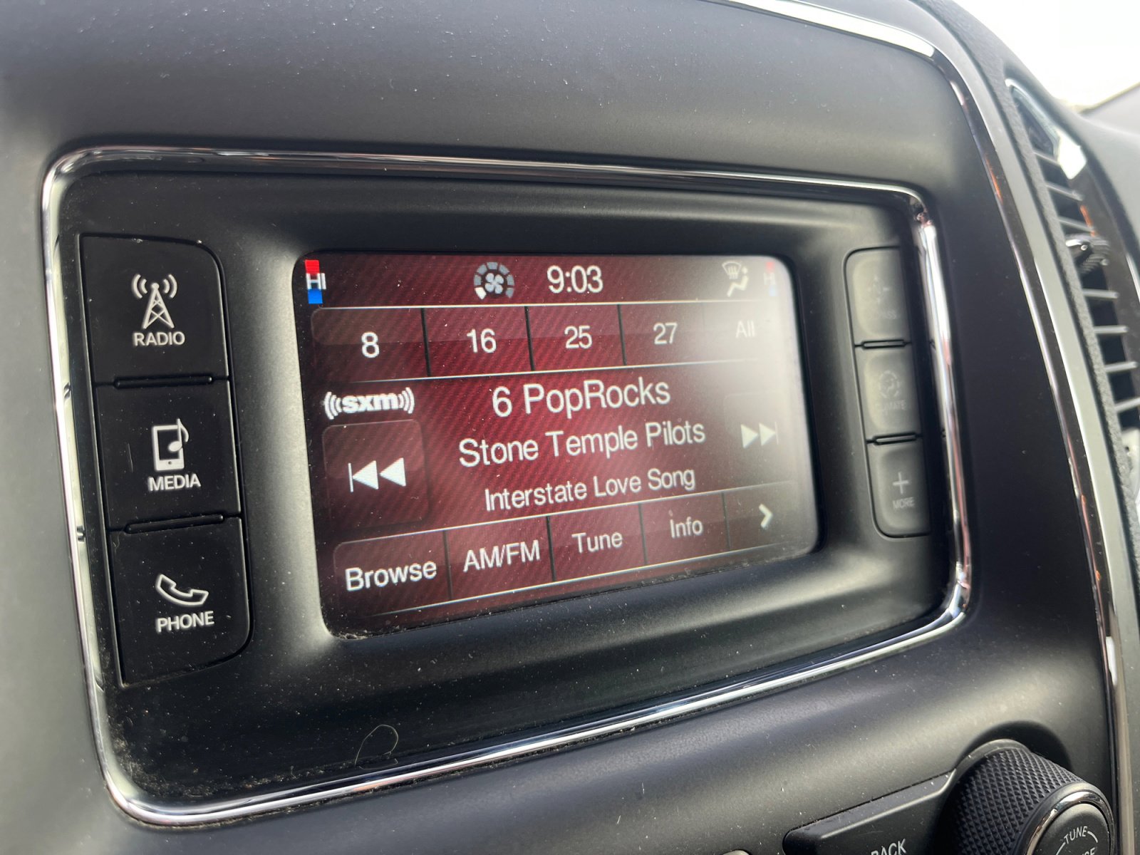 Used 2015 Dodge Durango SXT w/ Quick Order Package 23B image 27