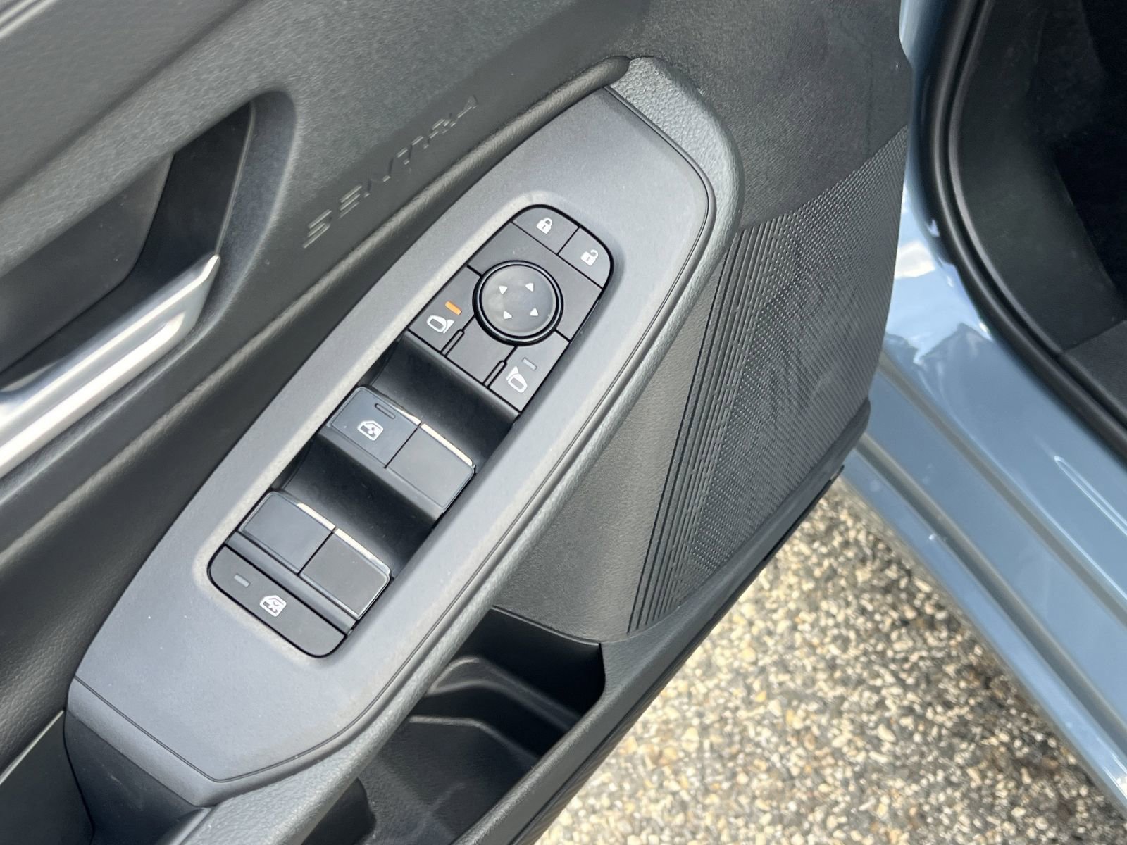 New 2026 Nissan Sentra SV w/ SV Convenience Package FWD image 14