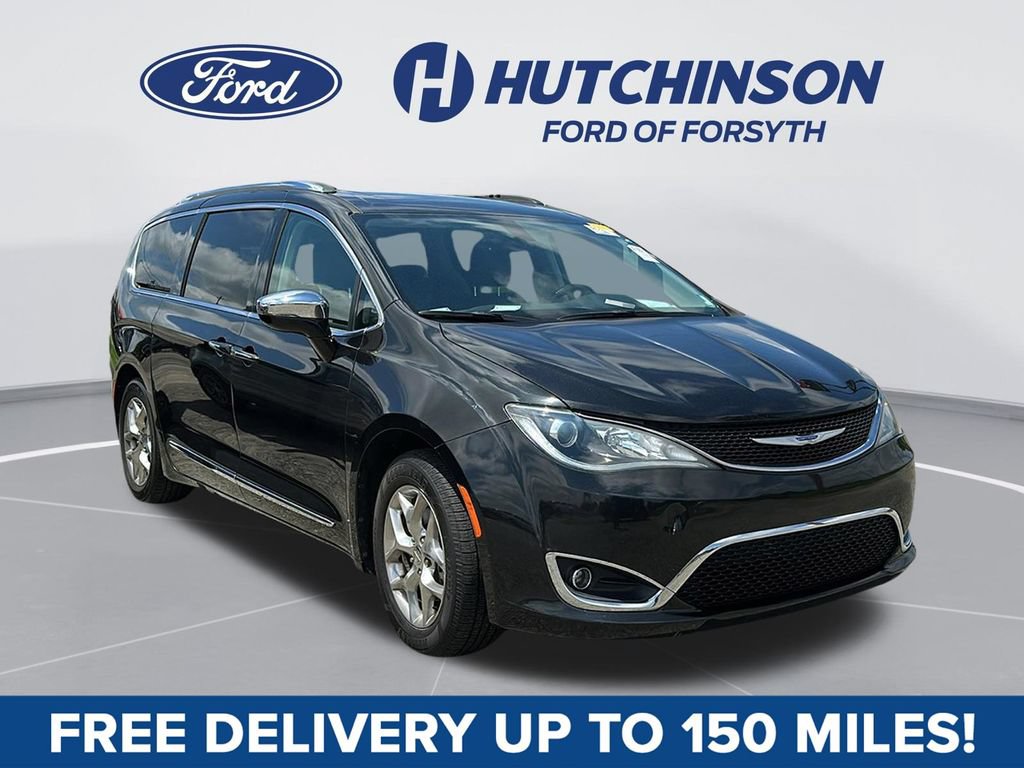 Used 2019 Chrysler Pacifica Limited FWD image 1