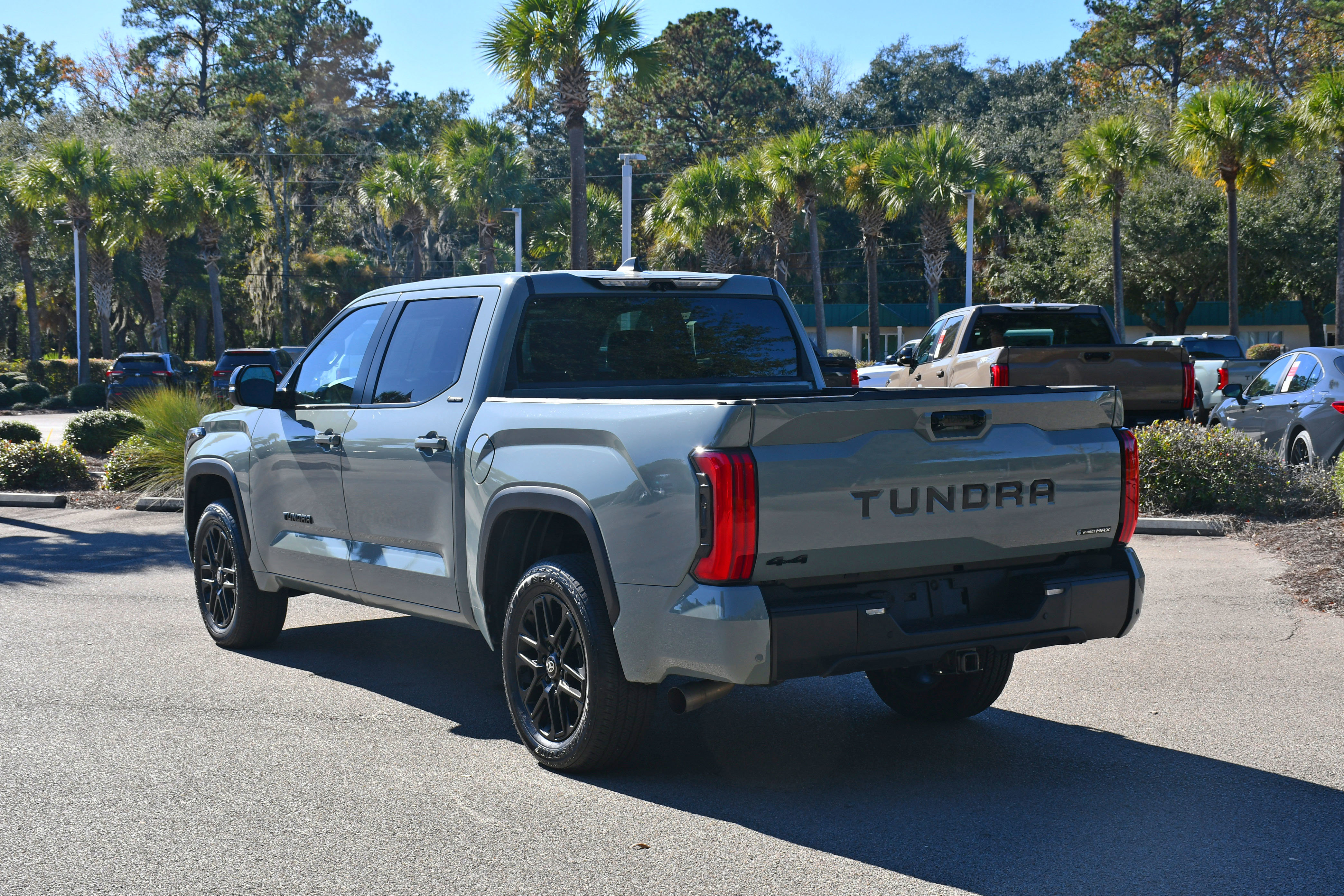 Used 2025 Toyota Tundra Limited image 4
