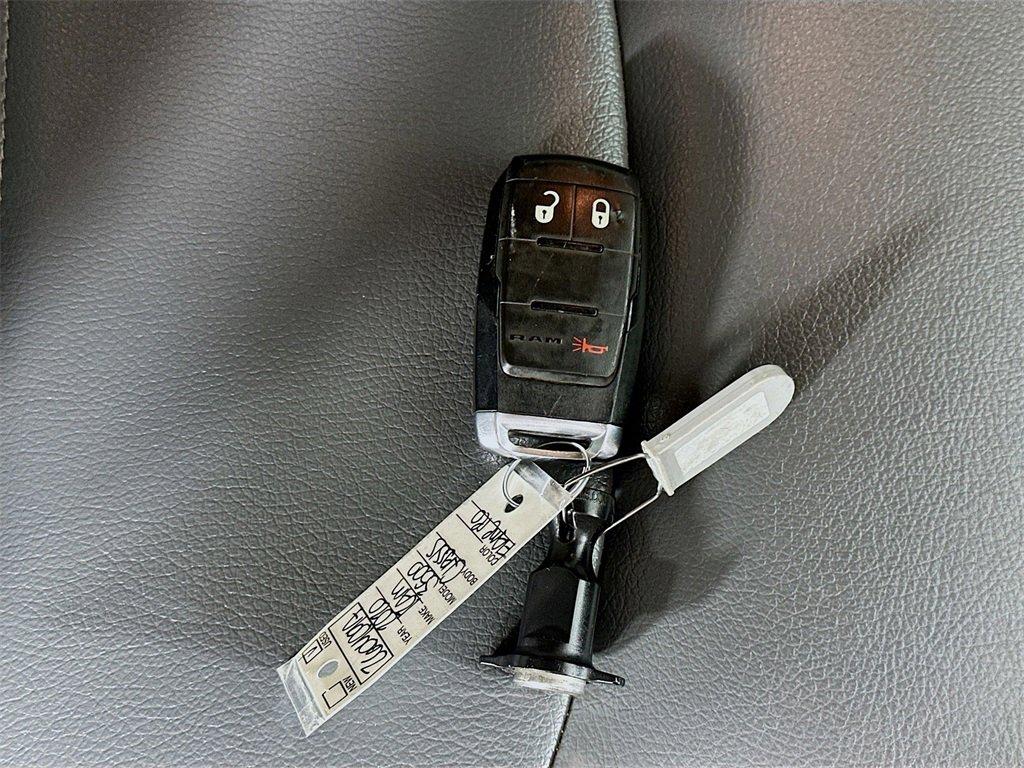 Used 2020 RAM 3500 Tradesman image 33