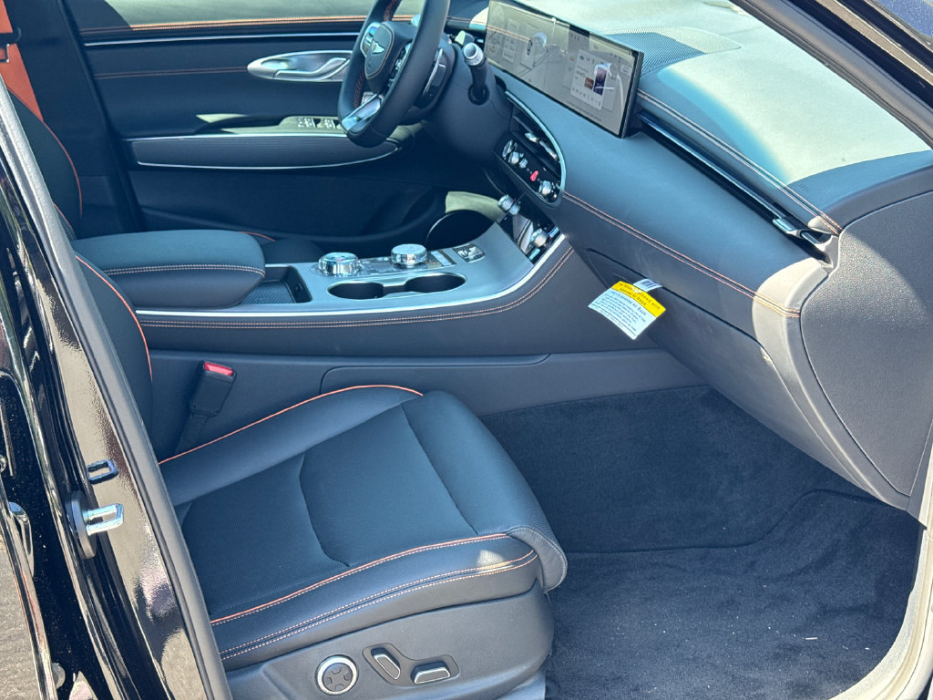 New 2026 Genesis GV70 3.5T Sport Advanced AWD/4WD image 13