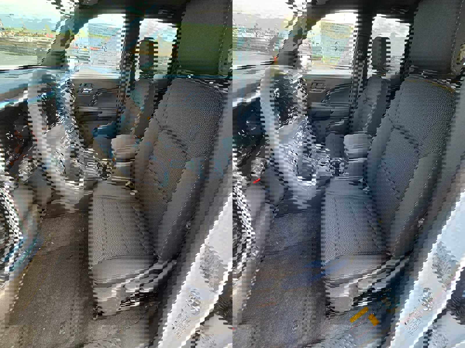 New 2024 GMC Canyon Elevation w/ Convenience Package image 22