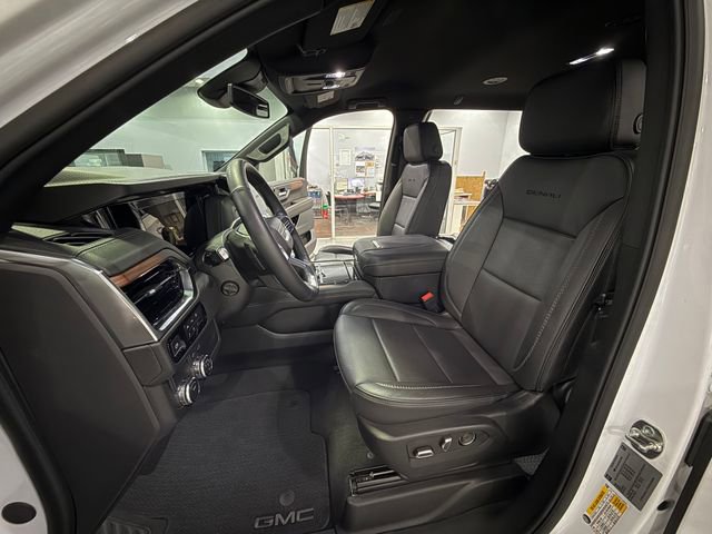 Certified 2025 GMC Yukon XL Denali image 10