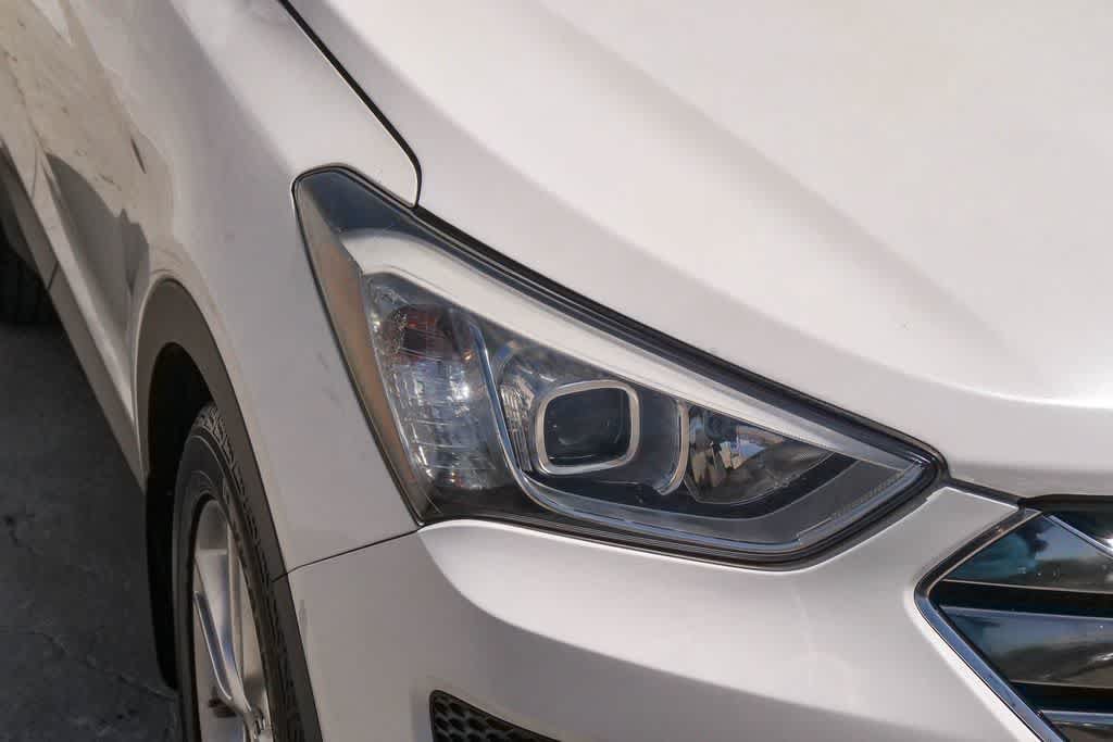 Used 2013 Hyundai Santa Fe Sport 2.0T FWD image 4