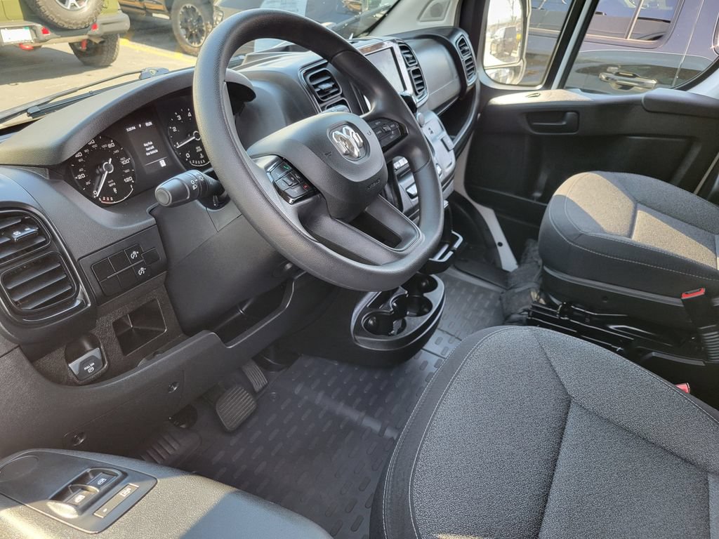 Used 2023 RAM ProMaster 2500 FWD image 3