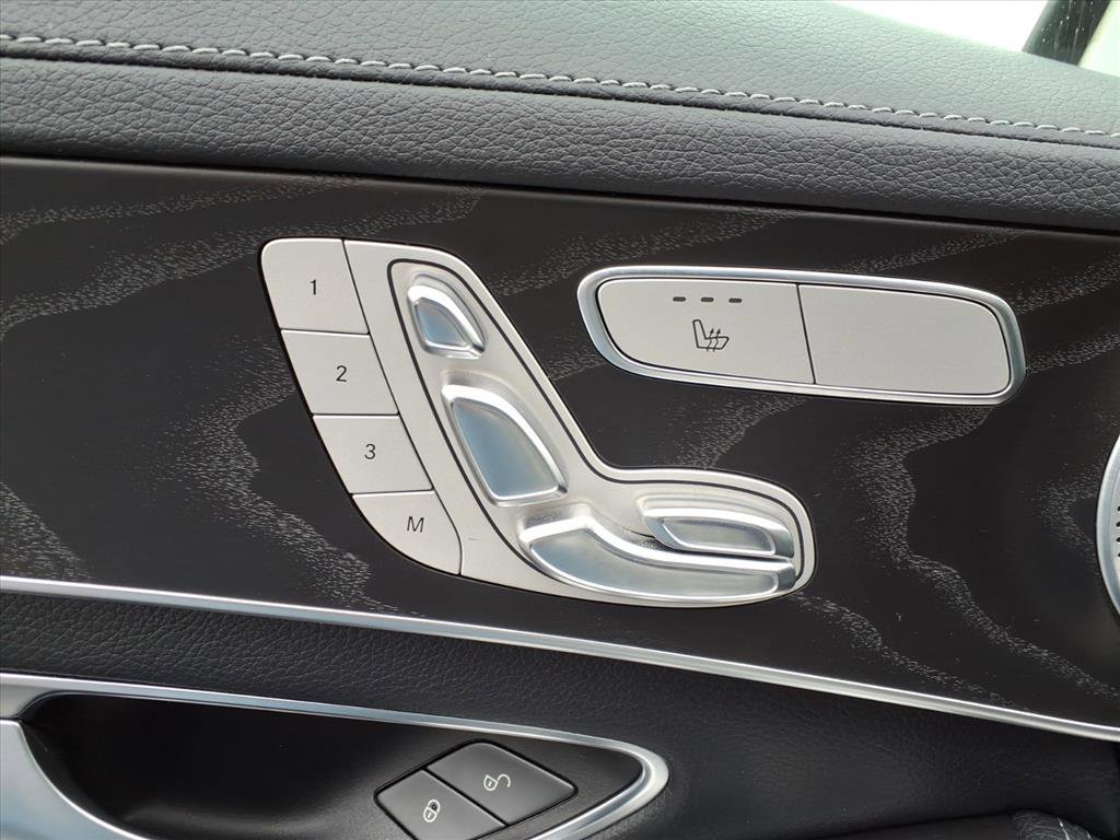 Used 2016 Mercedes-Benz C 300 4MATIC Sedan image 16