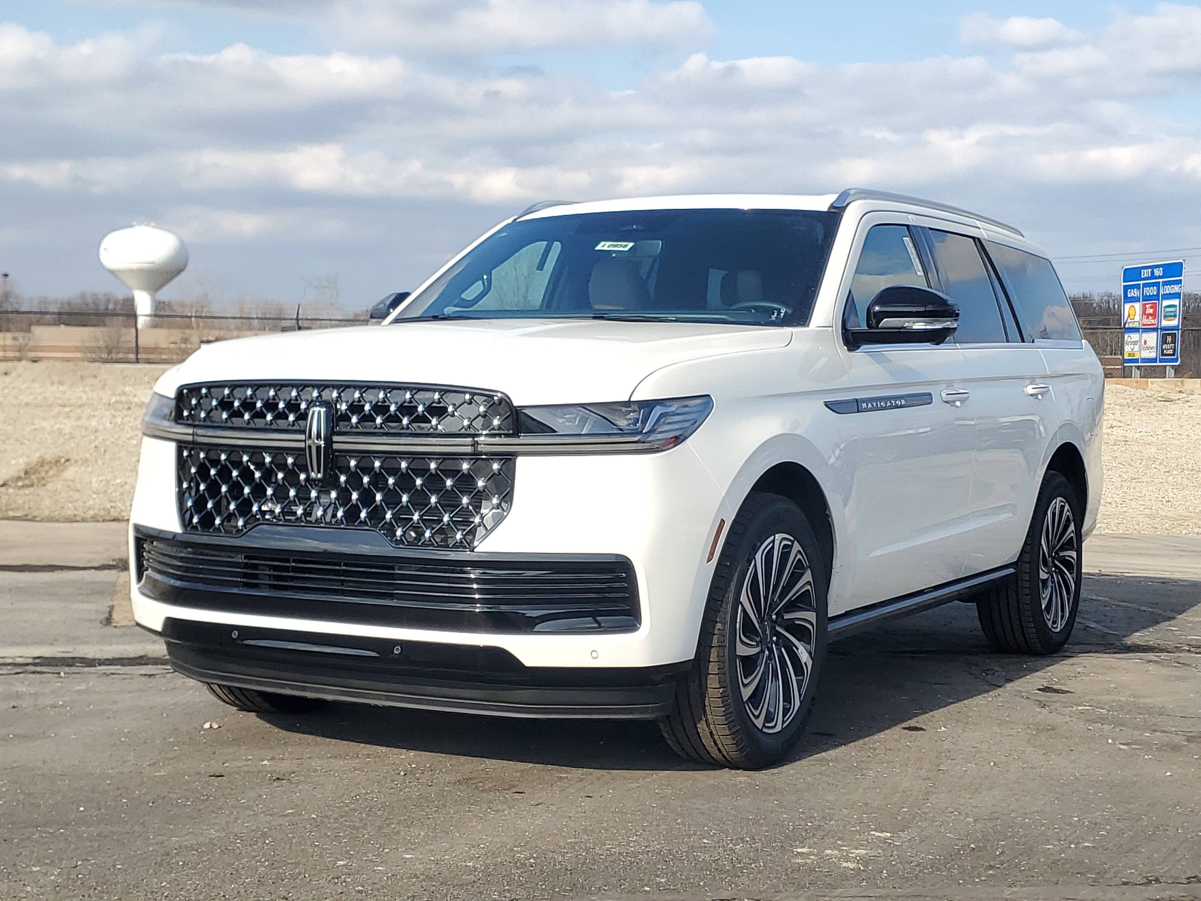 New 2026 Lincoln Navigator Black Label image 2