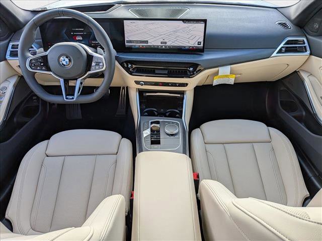 Used 2025 BMW 330i Sedan w/ M Sport Package image 14