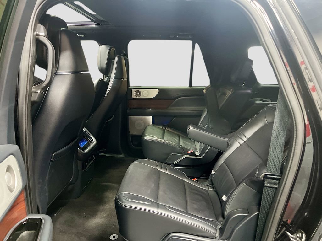 Used 2023 Lincoln Navigator L Reserve AWD/4WD image 26