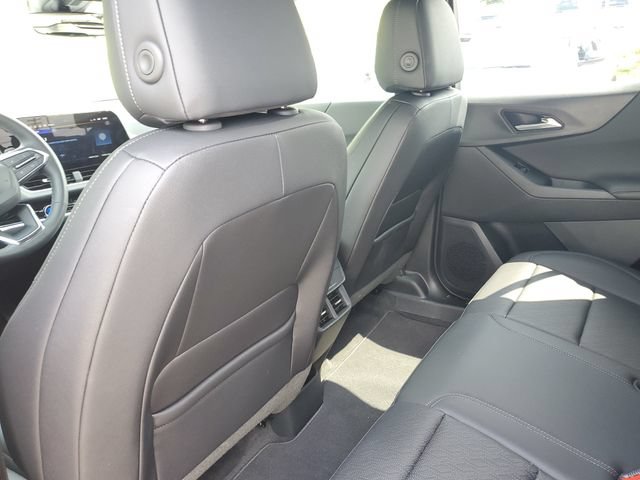 New 2026 Chevrolet Equinox LT w/ Convenience Package II AWD/4WD image 13