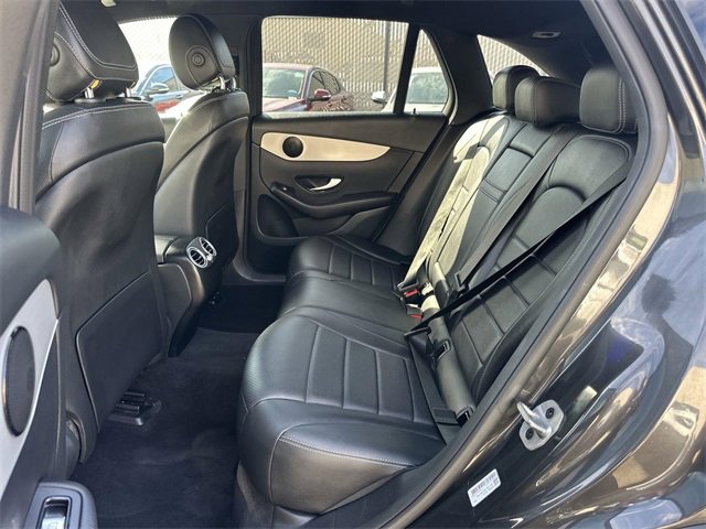 Used 2022 Mercedes-Benz GLC 300 image 23