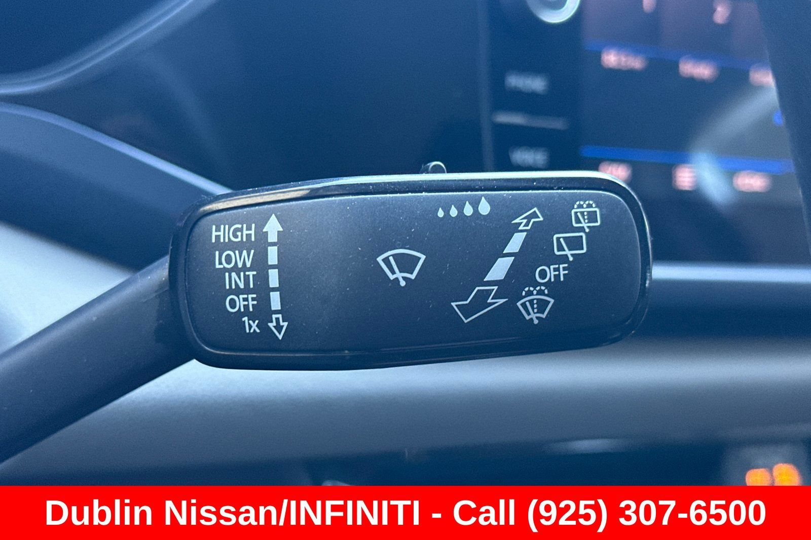 Used 2023 Volkswagen Taos SE w/ Black Wheel Package FWD image 40