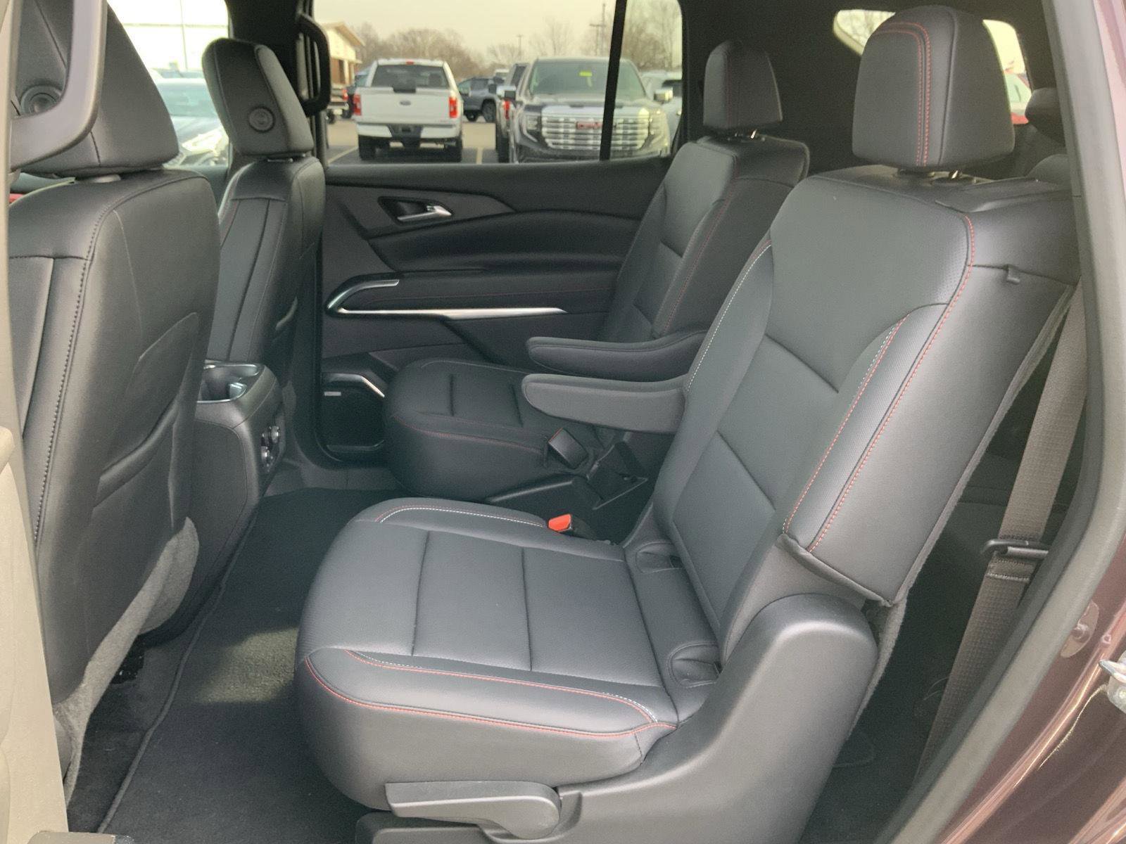 Used 2024 Chevrolet Traverse Z71 w/ Enhanced Driving Package image 56