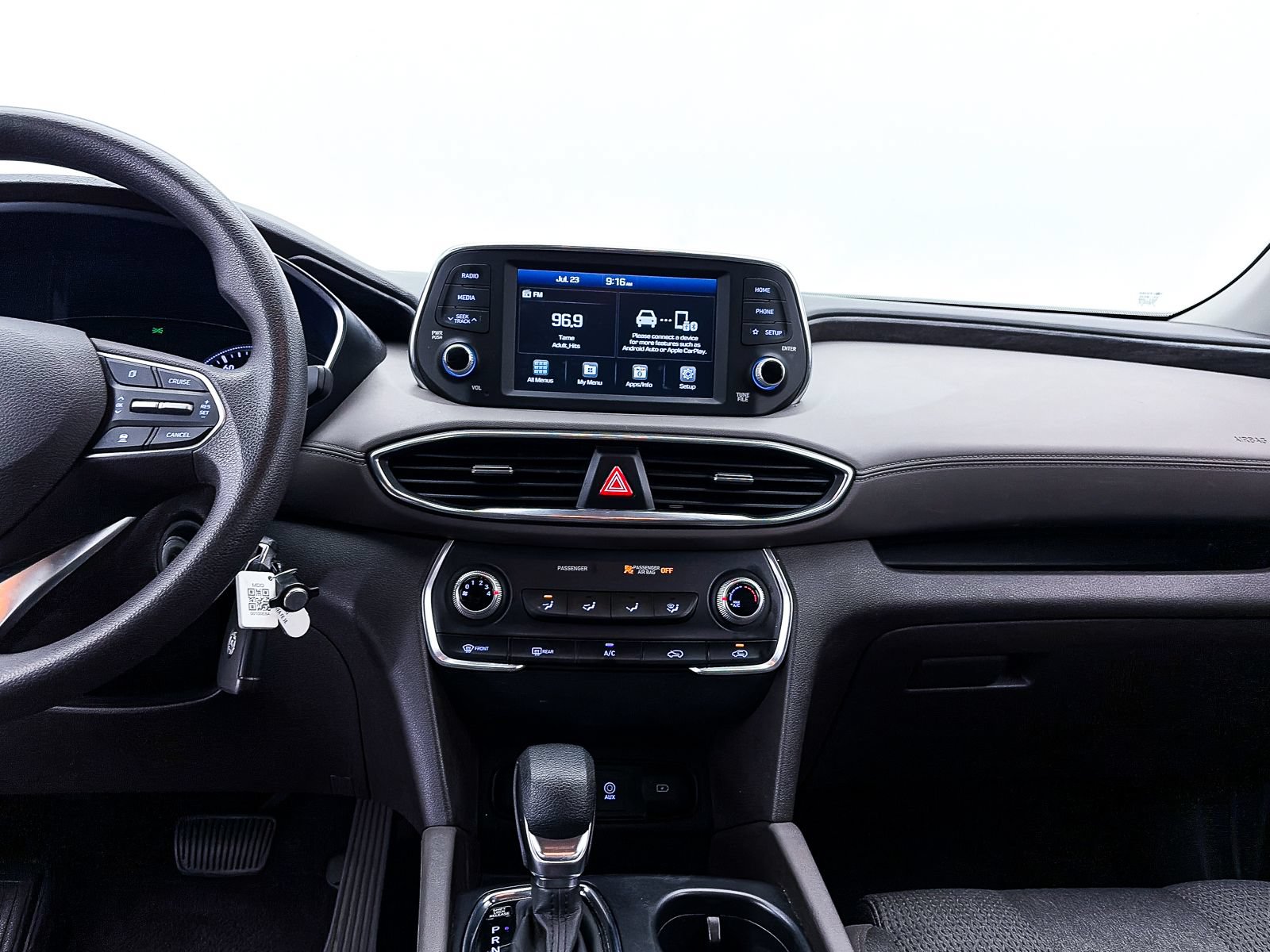 Used 2020 Hyundai Santa Fe SE FWD image 7