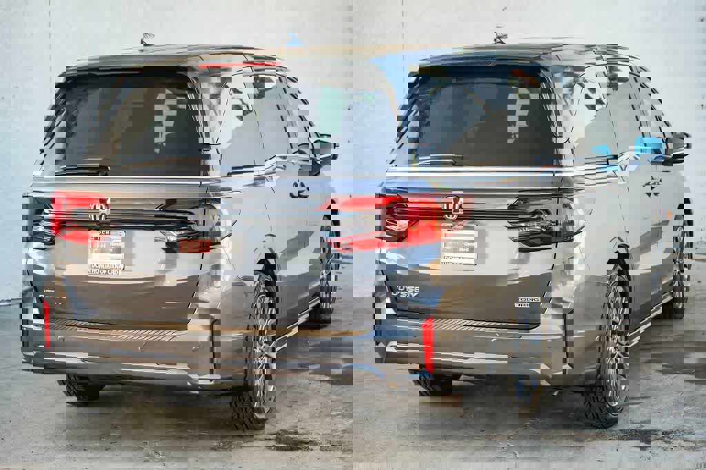 New 2026 Honda Odyssey Touring image 6