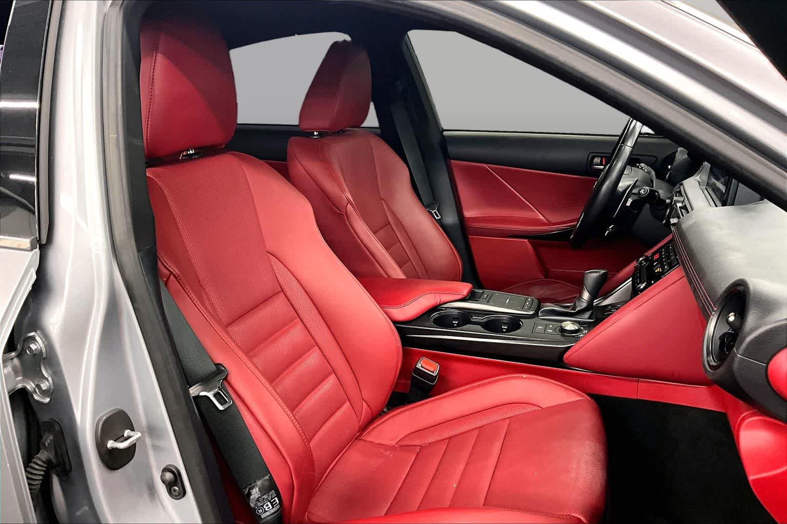 Used 2023 Lexus IS 350 F Sport RWD image 9