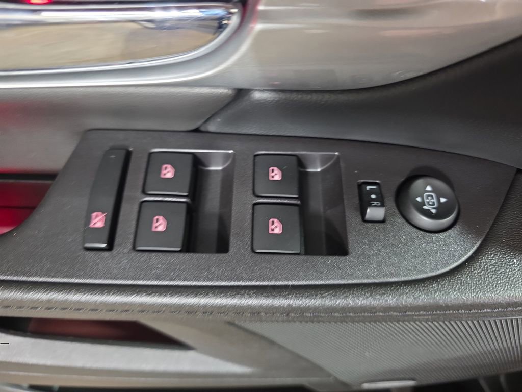 Used 2017 GMC Terrain SLT w/ Open Road Package image 26