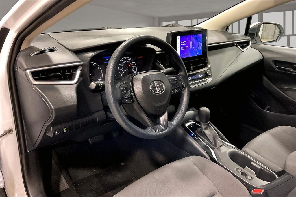 Used 2023 Toyota Corolla LE FWD image 18
