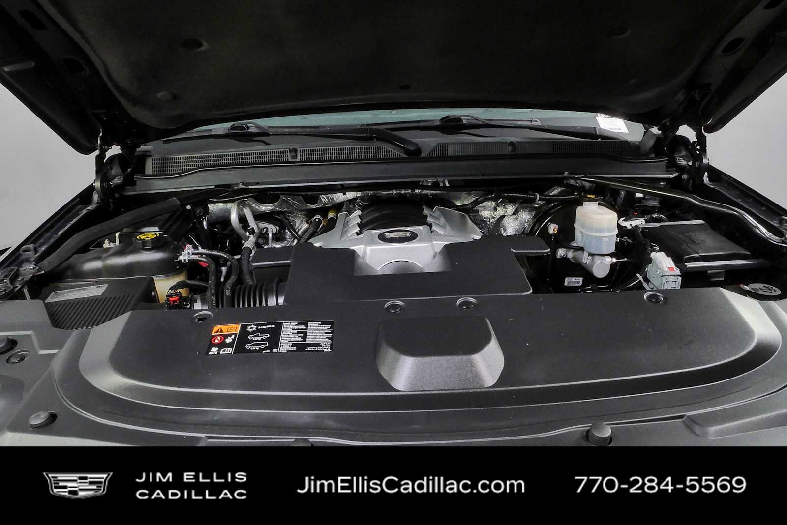 Used 2016 Cadillac Escalade ESV Luxury RWD image 36