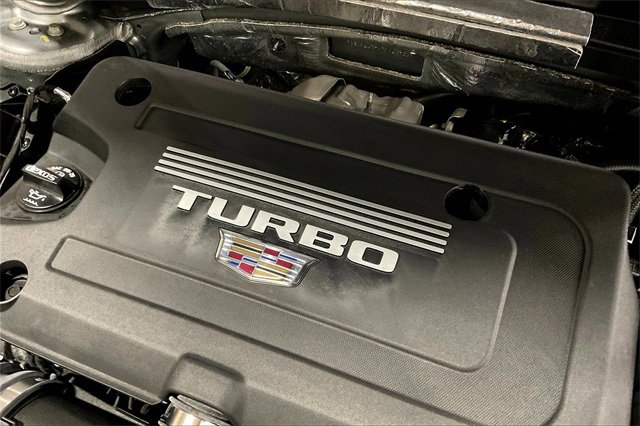 Used 2024 Cadillac XT4 Premium Luxury image 33