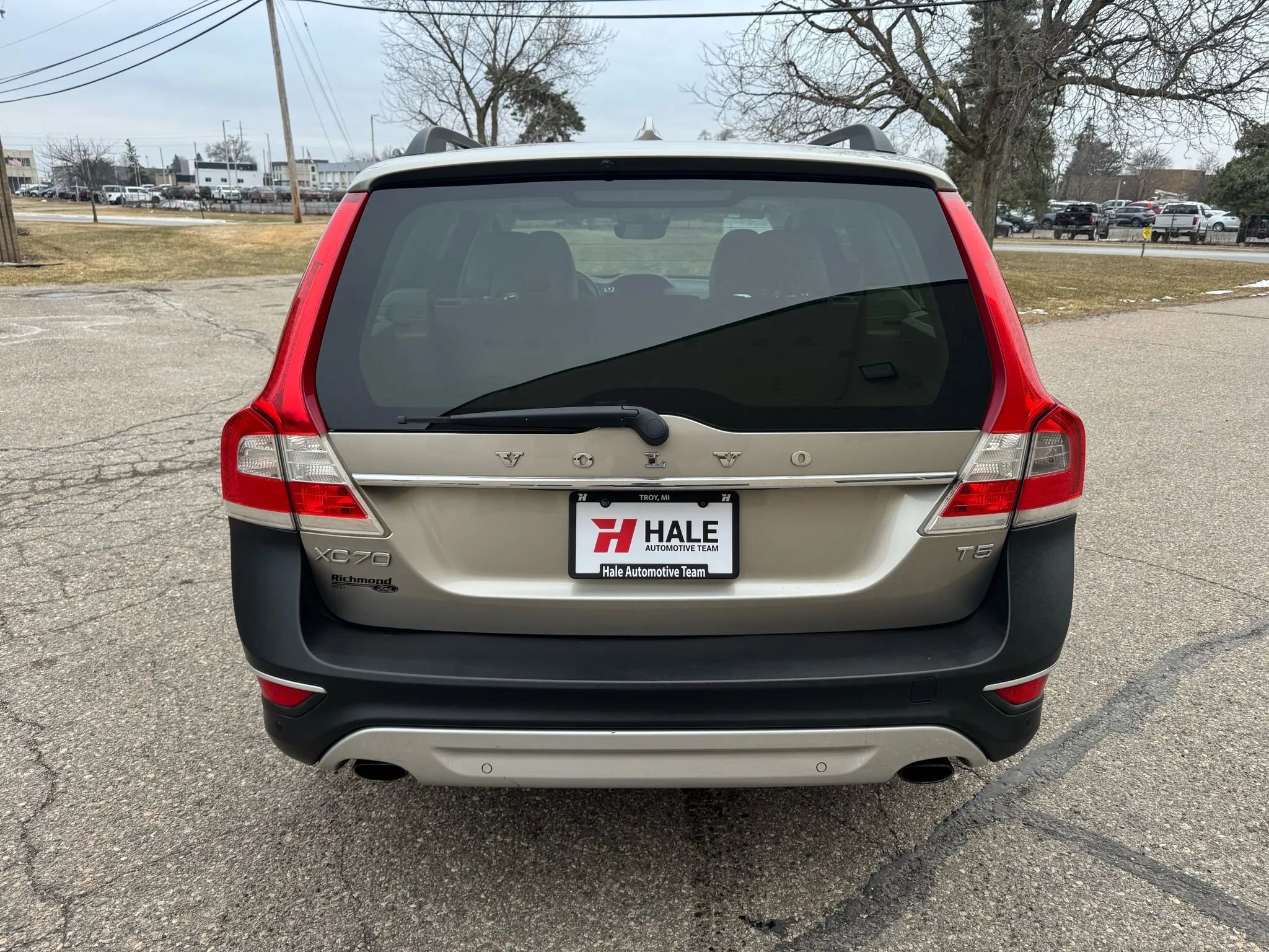 Used 2015 Volvo XC70 T5 Platinum image 8