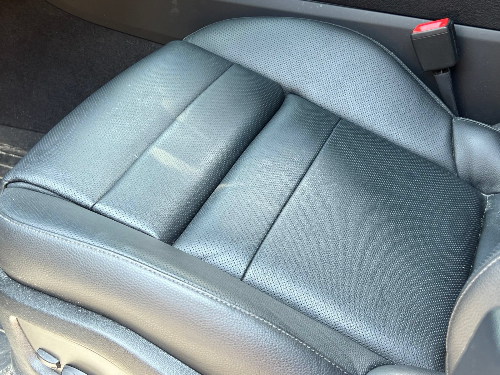 Certified 2025 Porsche Cayenne S AWD/4WD image 36
